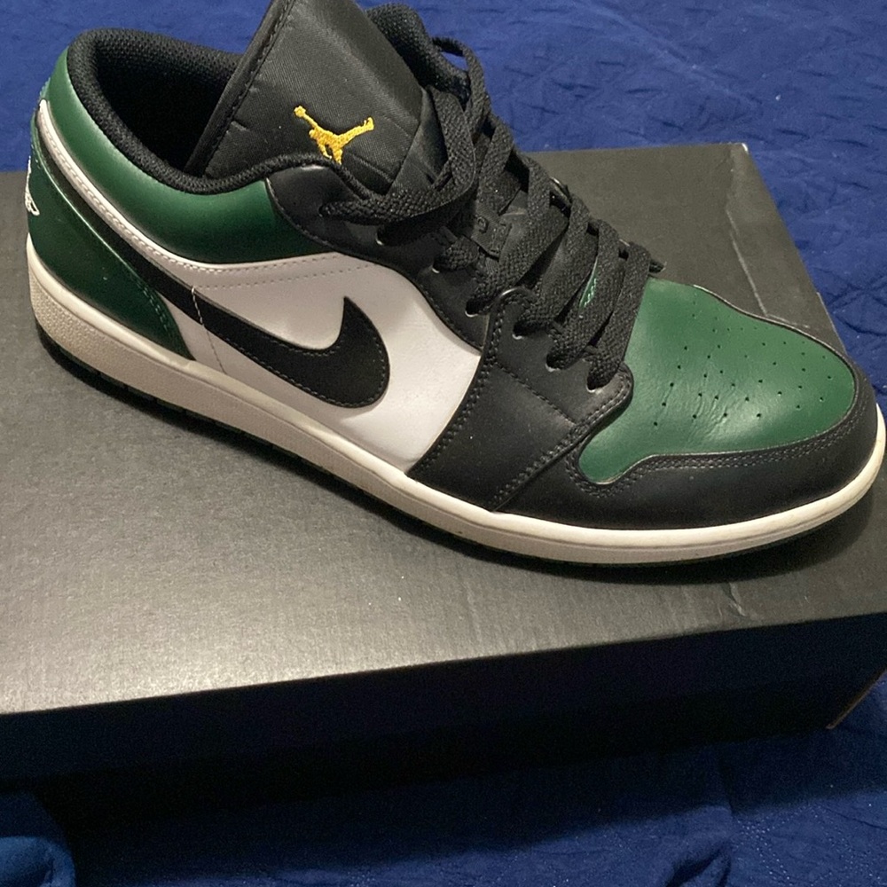 AIR JORDAN 1 LOW